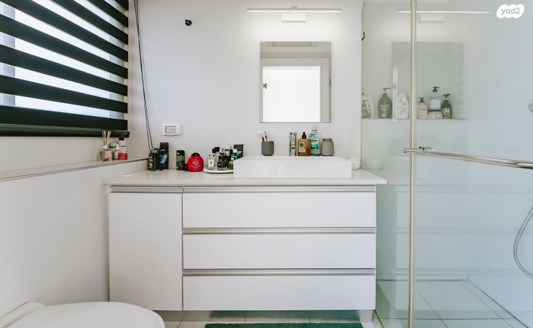 גג/ פנטהאוז, יהודה הלוי 4, מרכז, הרצליה