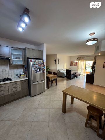 דירה, עוזי נרקיס, רמות הרכס, באר שבע