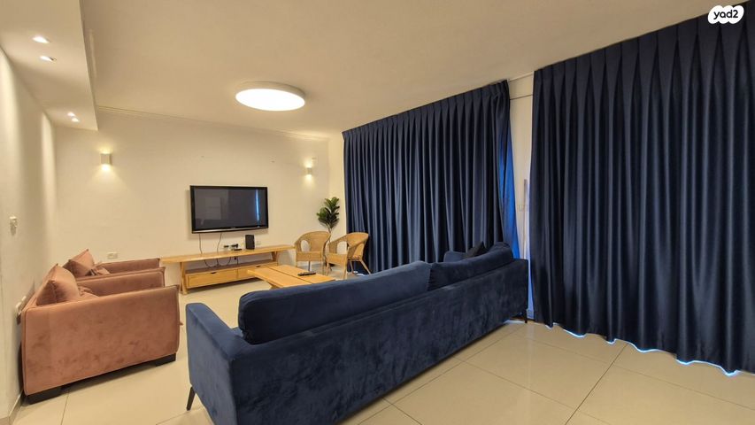 גג/ פנטהאוז, שדרות הרצל 19, קרית שמואל, טבריה