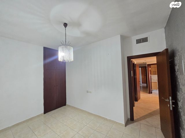 דירת גן, ברכה צפירה, רמת שרת, ירושלים