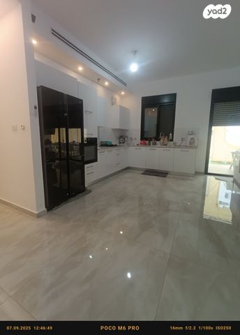 דירת גן, נווה שרון / שער העיר, נתיבות