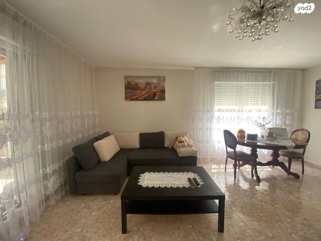 דירה, שונית, קרית מנחם בגין, רמלה