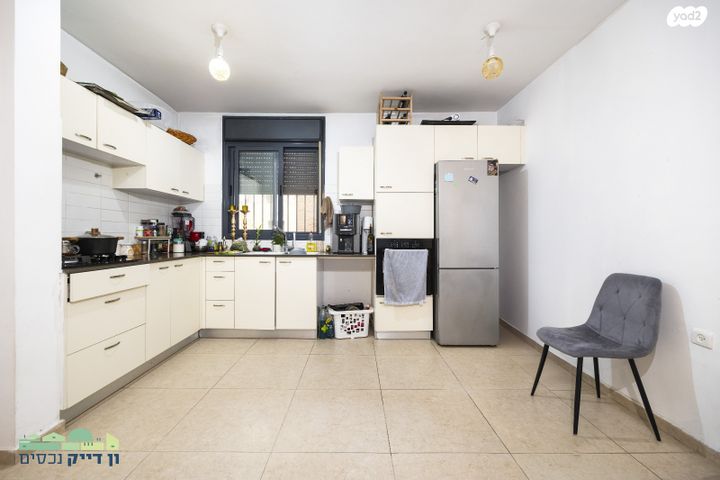 דירת גן, אהרון כהן, חומת שמואל, הר חומה, ירושלים