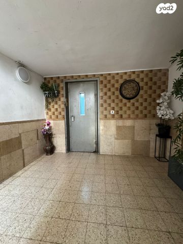 דירה, חיים ארלוזורוב 23, חסכון ג, לוד