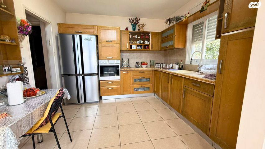 בית פרטי/ קוטג', השקד, חוסן