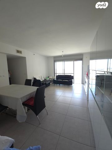 דירה, אלחריזי, רמת חן ובן ציון, נתניה