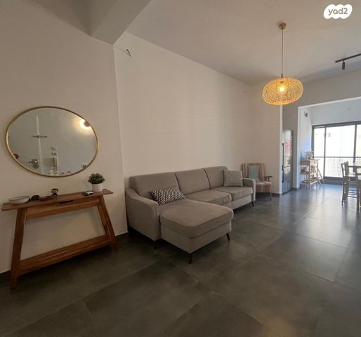 אשתורי הפרחי 