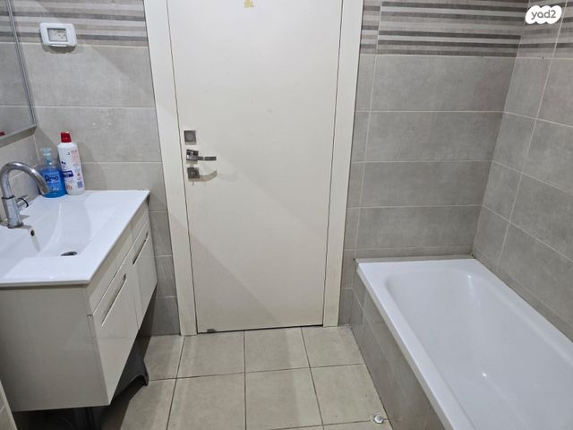 דירה, יהודה, נשר, ערד