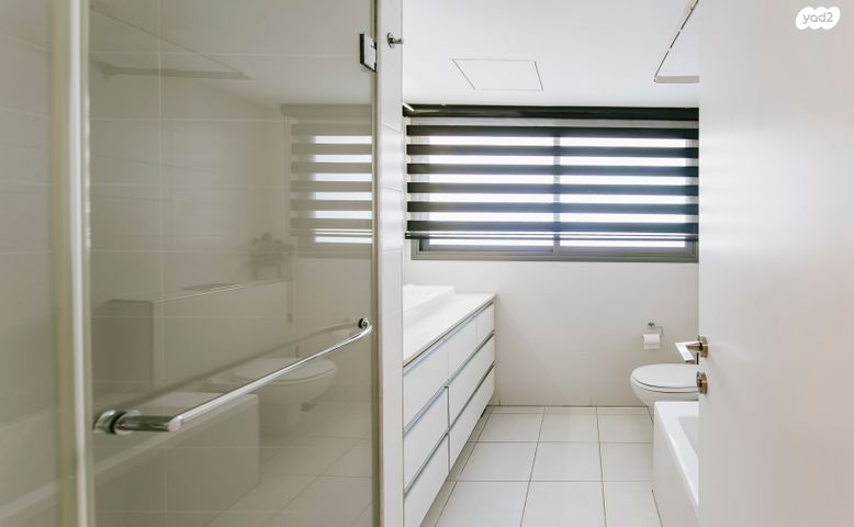 גג/ פנטהאוז, יהודה הלוי 4, מרכז, הרצליה