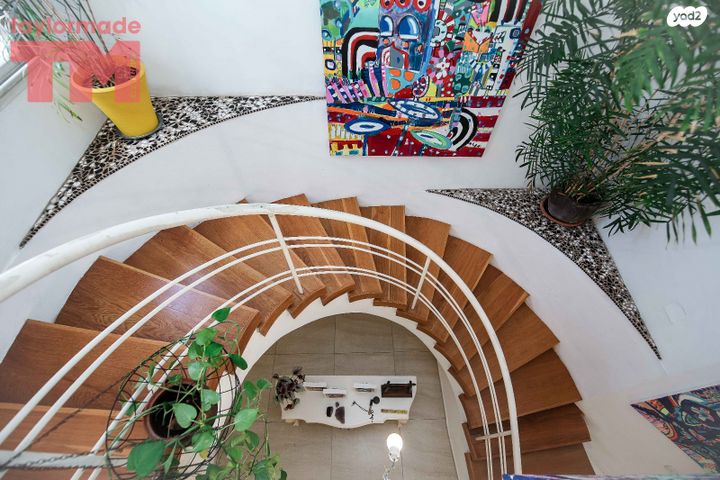 דו משפחתי, מרכז פרדס חנה, פרדס חנה כרכור