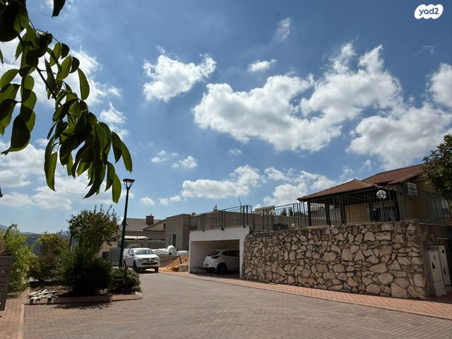 בית פרטי/ קוטג', השקד, חוסן