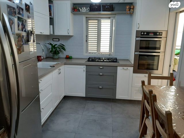 דירה, חיים וייצמן, רחובות