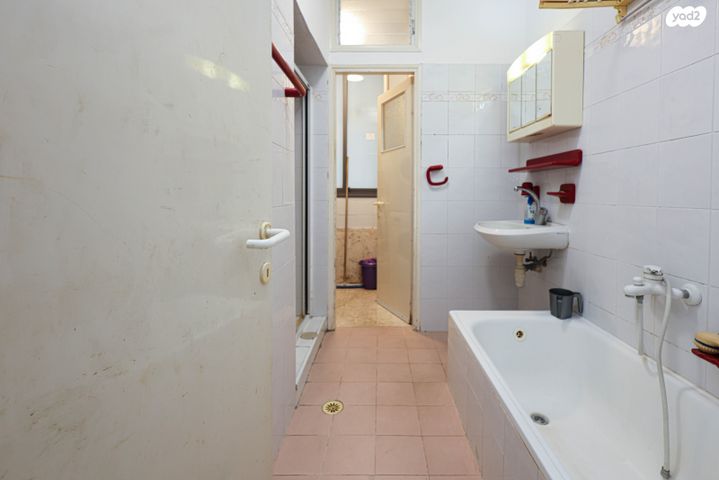 דירה, הרצליה הצעירה, הרצליה