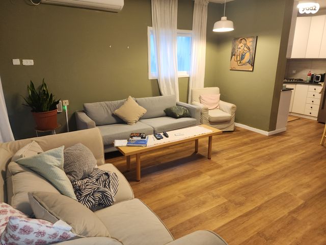 דירה, הזוהר, פתח תקווה