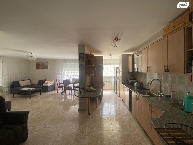 דירה, שונית, קרית מנחם בגין, רמלה