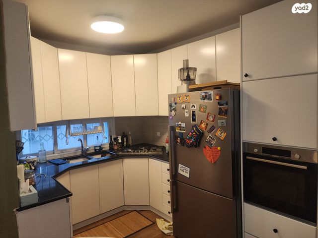 דירה, הזוהר, פתח תקווה