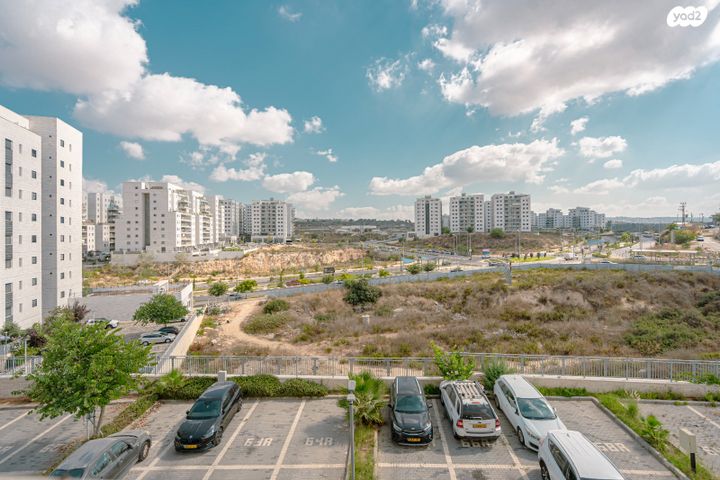 דירה, רקפת, חריש