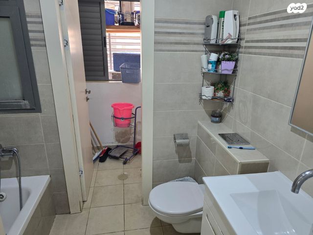 דירה, יהודה, נשר, ערד