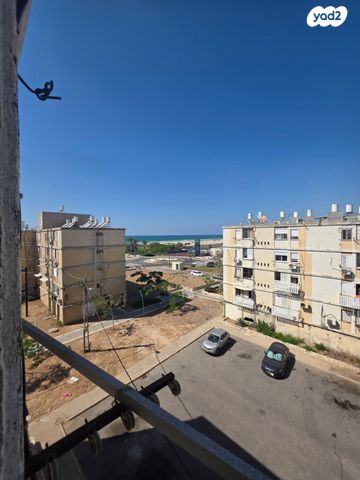 גיורא יוספטל 38