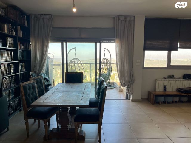 דירה, ישראל זנגוויל 1, קרית היובל, ירושלים