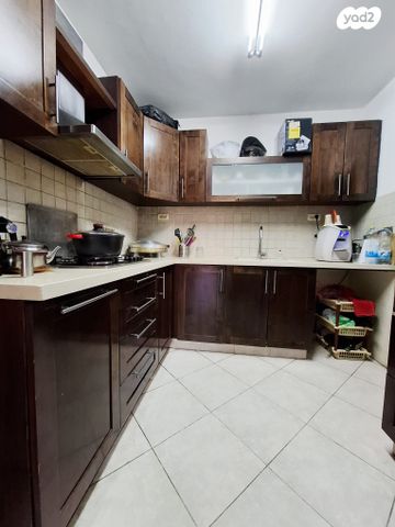 דירה, אח"י אילת, כפר יונה