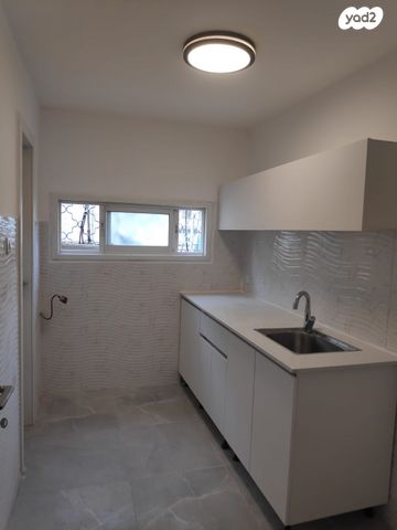 דירה, הבקעה, קרית שרת מזרח, חולון