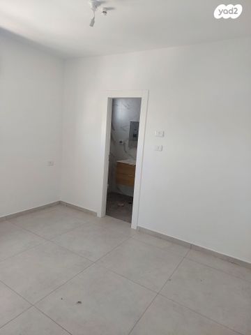 דירה, רמב"ם, רובע ב', אשדוד