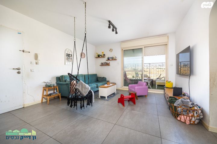 דירה, עמנואל זיסמן, חומת שמואל, הר חומה, ירושלים