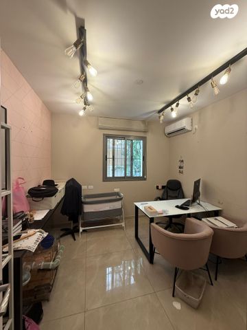 דירת גן, שמואל הנביא 10, חזון עובדיה / רמת בית שמש ג-2, בית שמש