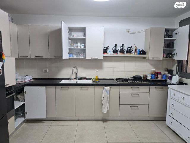 דירה, יהודה, נשר, ערד