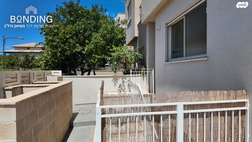 דו משפחתי, שלהבת 27, אבן יהודה