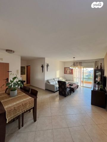 דירה, עוזי נרקיס, רמות הרכס, באר שבע