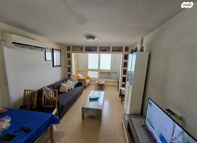 דירה, שז"ר, אור עקיבא