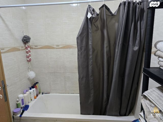 דירה, הרב נסים 11, עכו