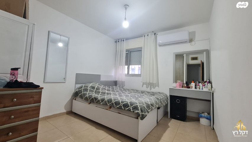 דירה, הרב נסים 11, עכו