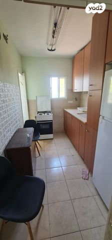 דירה, שדרות יוספטל, גבעה א', שביט, קרית אתא