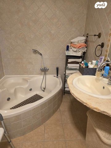 דירת גן, קרית רבין, מגדל העמק