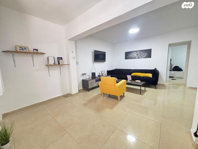 דירה, הורד, הורד, מגדל העמק