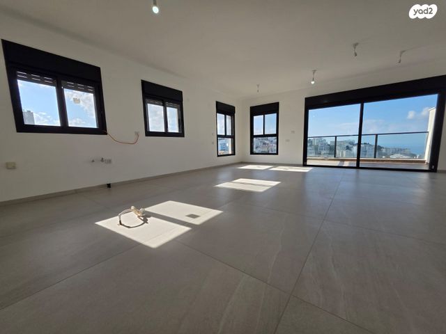 דירה, רענן 26, כבירים, חיפה