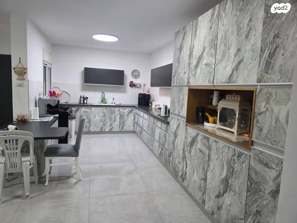 דירת גן, קרית רבין, מגדל העמק