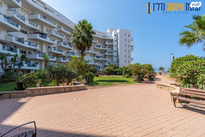 דירה, שדרות ברוך בוארון, גבעת אולגה, חדרה