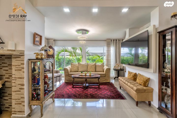 בית פרטי/ קוטג', נווה אילן - אזרחי, יבנה