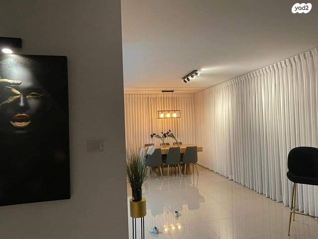 גג/ פנטהאוז, סביון, קרית מנחם, אופקים