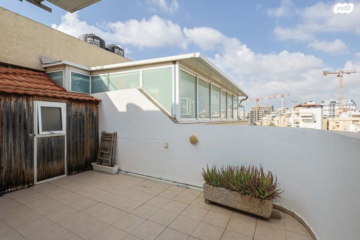 גג/ פנטהאוז, פתח תקווה