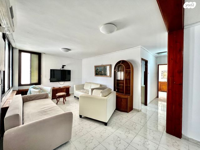 דירה, דוד רמז 15, מרכז העיר דרום, נתניה