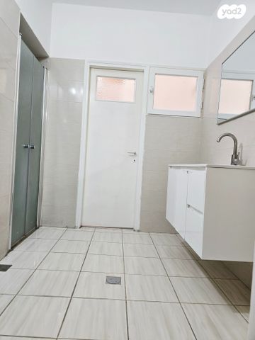 דירה, הגיבורים, רח' הנשיא צפון, חדרה