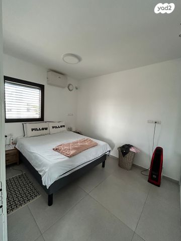 דירה, אסף, חרוזים, רמת גן