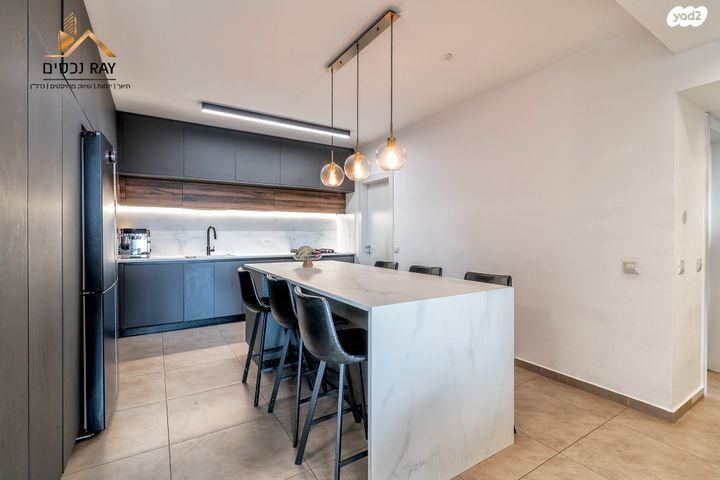 דירה, שדרות הרצל, נאות שמיר, יבנה