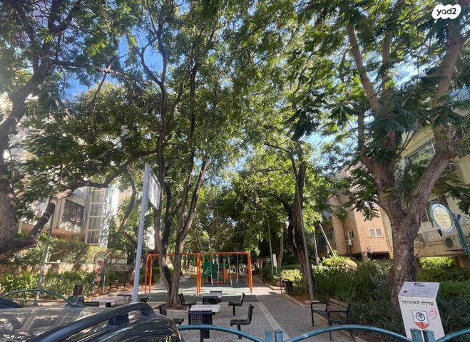 דירה, שד האוטהקר 3, רמתיים, הוד השרון