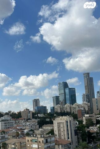 דירה, אסף, חרוזים, רמת גן